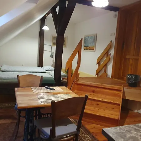 U Kalicha Stare Mesto Rum i privatbostad *